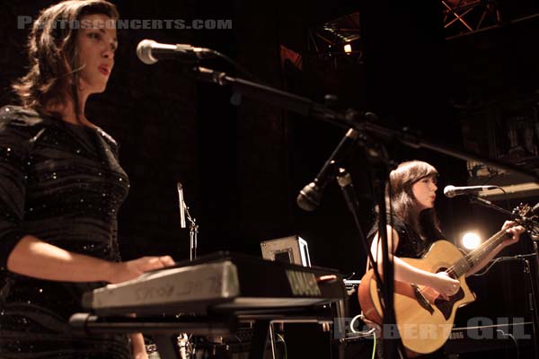 BLUE ROSES - 2009-09-18 - PARIS - Cafe de la Danse - 